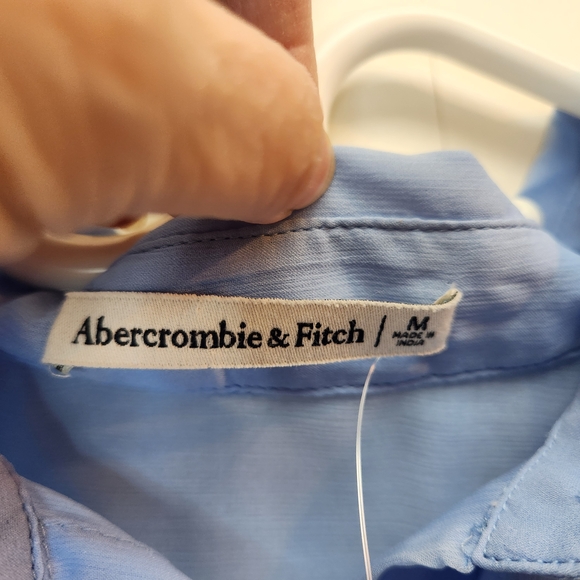 [M] NEW Abercrombie & Fitch Baby Blue Sheer Blouse Size Medium NWT - Picture 4 of 8